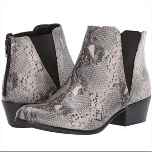 Esprit Tiffany Snakeskin Ankle Booties Size 7.5M